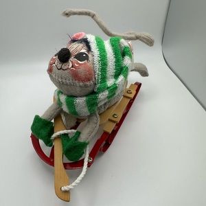 Vintage Christmas Holiday Annalee Mouse With Hat And Scarf On Sled